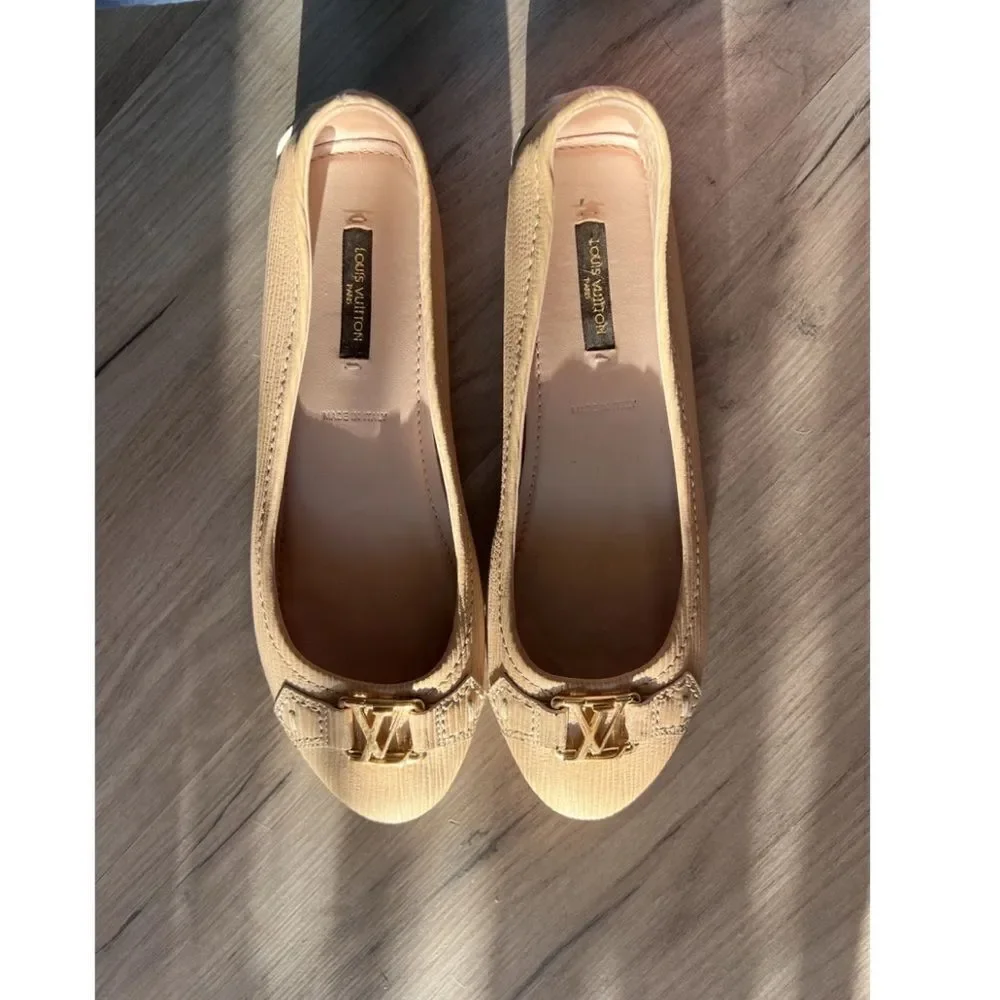 Louis Vuitton Beige Flats with Gold Accent